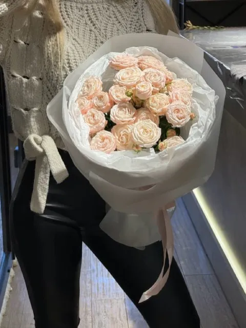 Букет из роз «Безе»